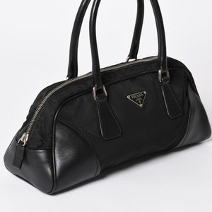 PRADA プラダ ハンドバッグ B10747 トライアングルロゴ 三角プレート ナイロン レザー ブラック シルバー金具 良品 中古 4a002471