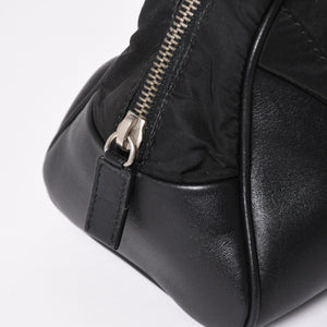 PRADA プラダ ハンドバッグ B10747 トライアングルロゴ 三角プレート ナイロン レザー ブラック シルバー金具 良品 中古 4a002471