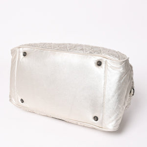 極美品 CHROME HEARTS クロムハーツ ミディアム フルセメタリークロスパッチ ラージクロスジムバッグ 現行型 シルバー 中古 4a003335