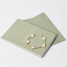 Load image into Gallery viewer, 極美品 VanCleef&amp;Arpels ヴァンクリーフ&amp;アーペル ヴィンテージアルハンブラ ブレスレット 5モチーフ VCARA41800 シェル 約11.6g 中古 4a002483