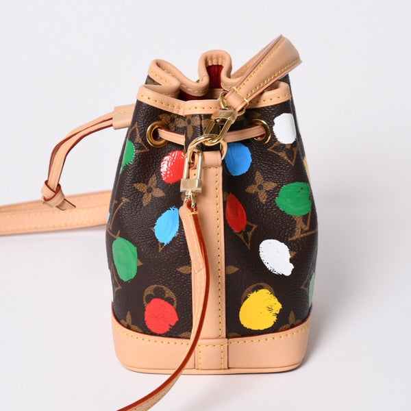 新品同様 LOUIS VUITTON ルイヴィトン 草間彌生コラボ ショルダーバッグ モノグラム ナノノエ M81863 ブラウン 中古 4a002388