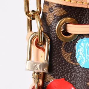 新品同様 LOUIS VUITTON ルイヴィトン 草間彌生コラボ ショルダーバッグ モノグラム ナノノエ M81863 ブラウン 中古 4a002388
