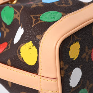 新品同様 LOUIS VUITTON ルイヴィトン 草間彌生コラボ ショルダーバッグ モノグラム ナノノエ M81863 ブラウン 中古 4a002388