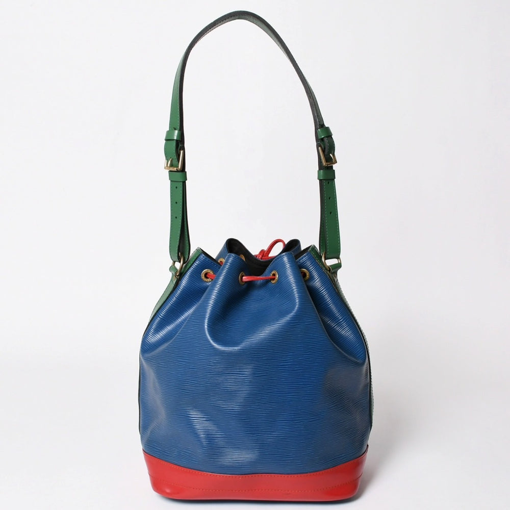 LOUIS VUITTON Epi Noe Tricolor Drawstring Shoulder Bag Epi Leather Toledo Blue Castilian Red Borneo Green M44082 Good Condition Used 4a002488