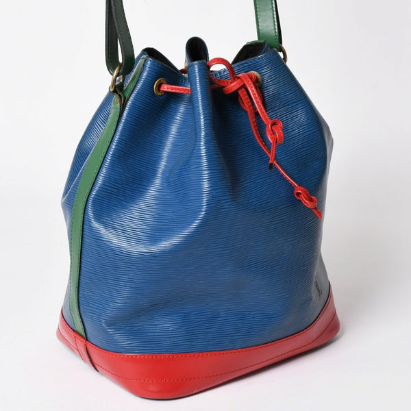 LOUIS VUITTON ルイヴィトン エピ ノエ トリコロール 巾着型ショルダーバッグ エピレザー トレドブルー カスティリアンレッド ボルネオグリーン M44082 美品 中古 4a002488