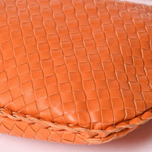 画像をギャラリービューアに読み込む, BOTTEGA VENETA ボッテガヴェネタ ホーボー ワンショルダーバッグ イントレチャート 115654 V0016 レザー オレンジ 美品 中古 4a002025