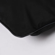 Load image into Gallery viewer, 極美品 PRADA プラダ ショルダーバッグ ブラック トライアングルロゴ シルバー金具 ナイロン 中古 4a002493
