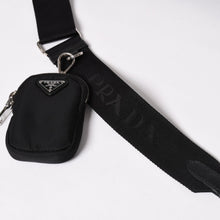 画像をギャラリービューアに読み込む, 極美品 PRADA プラダ ホーボー ワンショルダーバッグ 1BH204 トライアングルロゴ 三角ロゴプレート ナイロン ブラック 中古 4a002395