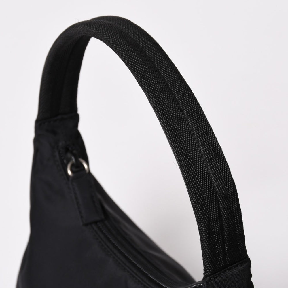 Very Good Condition PRADA Hobo Handbag MV515 Triangle Logo Triangle Logo Plate Nylon Black Used 4a003029