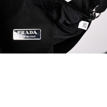 画像をギャラリービューアに読み込む, 極美品 PRADA プラダ ホーボー ハンドバッグ MV515 トライアングルロゴ 三角ロゴプレート ナイロン ブラック 中古 4a003029