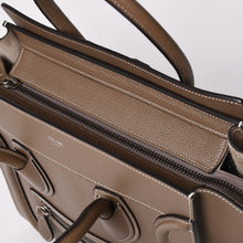 Load image into Gallery viewer, 極美品 CELINE セリーヌ Micro Shopper luggage Handbag ラゲージ マイクロショッパー ハンドバッグ F-AT-1262 エディ期 中古 4a001099