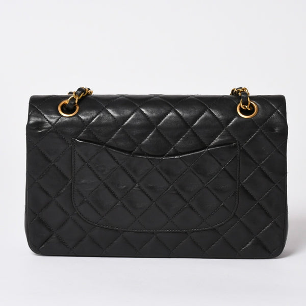 極美品 CHANEL シャネル マトラッセ25 Wフラップ Wチェーンショルダーバッグ 3番台 ココマーク ラムスキン ブラック ゴールド金具 中古 4a002445