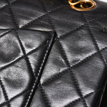 画像をギャラリービューアに読み込む, 極美品 CHANEL シャネル マトラッセ25 Wフラップ Wチェーンショルダーバッグ 3番台 ココマーク ラムスキン ブラック ゴールド金具 中古 4a002445