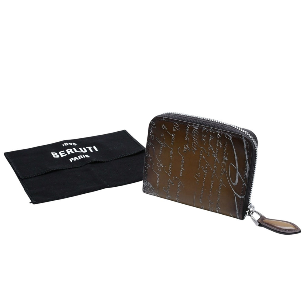 極美品 Berluti ベルルッティ カリグラフィ レザー コインケース ブラウン カーキ シルバー金具 F1213 中古 4a002540