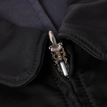 画像をギャラリービューアに読み込む, 極美品 CHROME HEARTS クロムハーツ セミタリークロスパッチ ワークジャケット サイズM ブラック 中古 4a002614