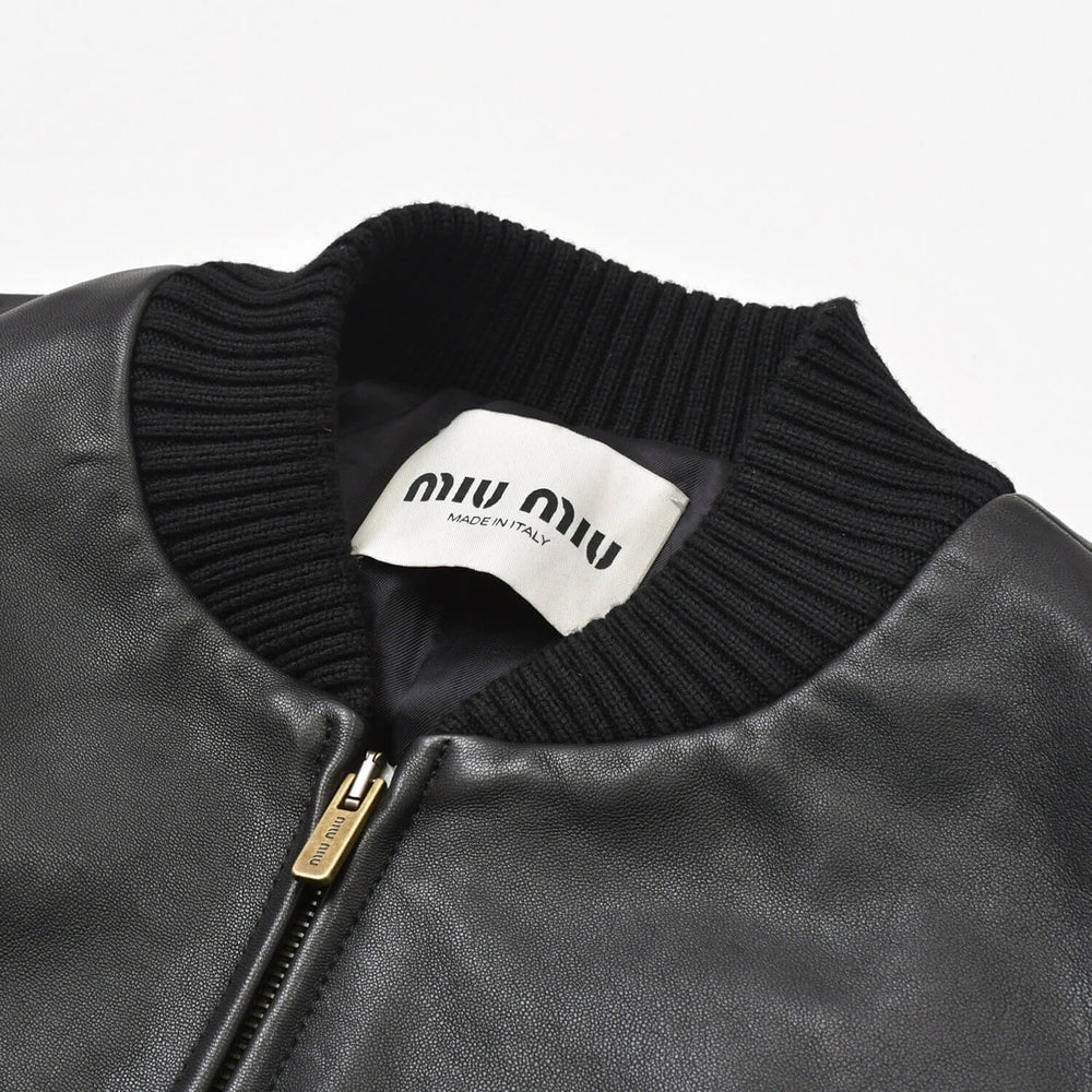 極美品 MIU MIU ミュウミュウ ロゴパッチ ボンバージャケット レザージャケット ブルゾン ブラック サイズ42 中古 4a002564