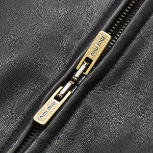 極美品 MIU MIU ミュウミュウ ロゴパッチ ボンバージャケット レザージャケット ブルゾン ブラック サイズ42 中古 4a002564