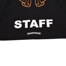 画像をギャラリービューアに読み込む, CHROME HEARTS クロムハーツ STAFF限定ホースシューロングスリーブTシャツ ホースシュー スクロールラベル オレンジ ブルー スタッフ限定 美品 中古 4a002532