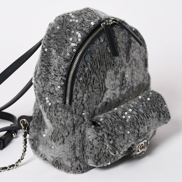 極美品 CHANEL シャネル Spangles Mini Backpack スパンコール ミニリュック 25番台 シルバー金具 シルバーチェーン 中古 4a002843
