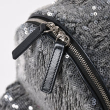 Load image into Gallery viewer, 極美品 CHANEL シャネル Spangles Mini Backpack スパンコール ミニリュック 25番台 シルバー金具 シルバーチェーン 中古 4a002843
