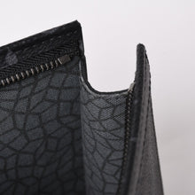 画像をギャラリービューアに読み込む, 極美品 LOUIS VUITTON ルイヴィトン 草間彌生 ポシェット・ヴォワヤージュMM M81973 シルバー金具 ブラック 中古 4a002617