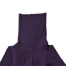 Load image into Gallery viewer, 極美品 CHANEL シャネル タートルネックニットワンピース ココマーク P34256 K00946 パープル ウール 中古 4a002621