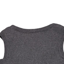 Load image into Gallery viewer, CHANEL シャネル ワンピース ノースリーブ スカート グレー ニット ココマーク タグ欠品 美品 中古 4a002620
