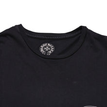 画像をギャラリービューアに読み込む, CHROME HEARTS クロムハーツ VINE DAGGER ヴァインダガー 半袖Tシャツ サイズS オールドイングリッシュロゴ ブラック 美品 中古 4a003163