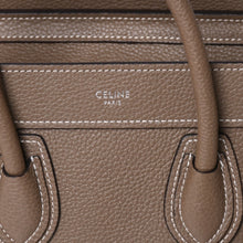 Load image into Gallery viewer, 極美品 CELINE セリーヌ ハンドバッグ ショルダーバッグ 2way ラゲージナノショッパー カーフスキン メタルブラック金具 スリ ベージュ 中古 4a002837