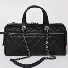 画像をギャラリービューアに読み込む, 極美品 CHANEL シャネル チェーンワンショルダーバッグ AS5579 ランダム番台 ココマーク キャビアスキン ブラック シルバー金具 中古 4a002737