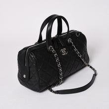 画像をギャラリービューアに読み込む, 極美品 CHANEL シャネル チェーンワンショルダーバッグ AS5579 ランダム番台 ココマーク キャビアスキン ブラック シルバー金具 中古 4a002737
