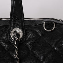 画像をギャラリービューアに読み込む, 極美品 CHANEL シャネル チェーンワンショルダーバッグ AS5579 ランダム番台 ココマーク キャビアスキン ブラック シルバー金具 中古 4a002737