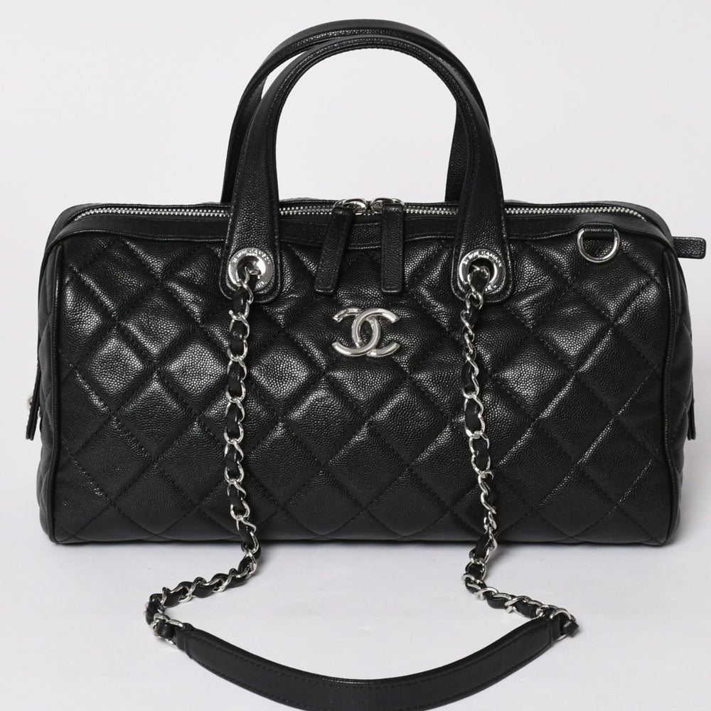 極美品 CHANEL シャネル チェーンワンショルダーバッグ AS5579 ランダム番台 ココマーク キャビアスキン ブラック シルバー金具 中古 4a002737