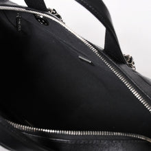 画像をギャラリービューアに読み込む, 極美品 CHANEL シャネル チェーンワンショルダーバッグ AS5579 ランダム番台 ココマーク キャビアスキン ブラック シルバー金具 中古 4a002737