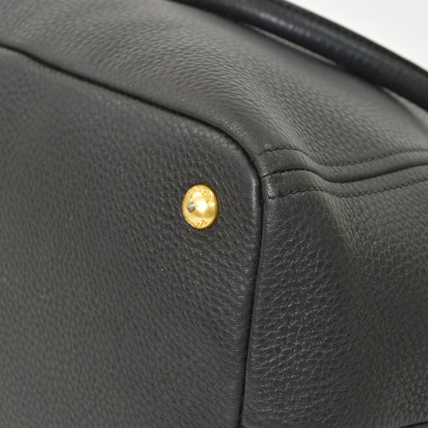 Very good condition PRADA 2WAY bag tote bag shoulder bag leather black gold hardware used 4a003704