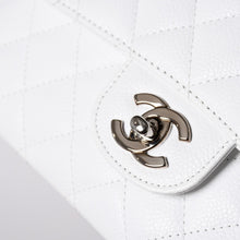 画像をギャラリービューアに読み込む, 極美品 CHANEL シャネル マトラッセ25 Wフラップ Wチェーンショルダーバッグ 12番台 キャビアスキン ホワイト シルバー金具 中古 4a002758