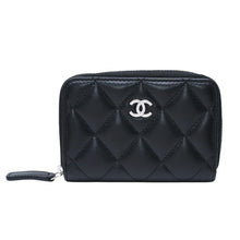 Load image into Gallery viewer, 極美品 CHANEL シャネル クラシック ジップコインパース 小銭入れ A84511 31番台 ココマーク ラムスキン ブラック 中古 4a002571