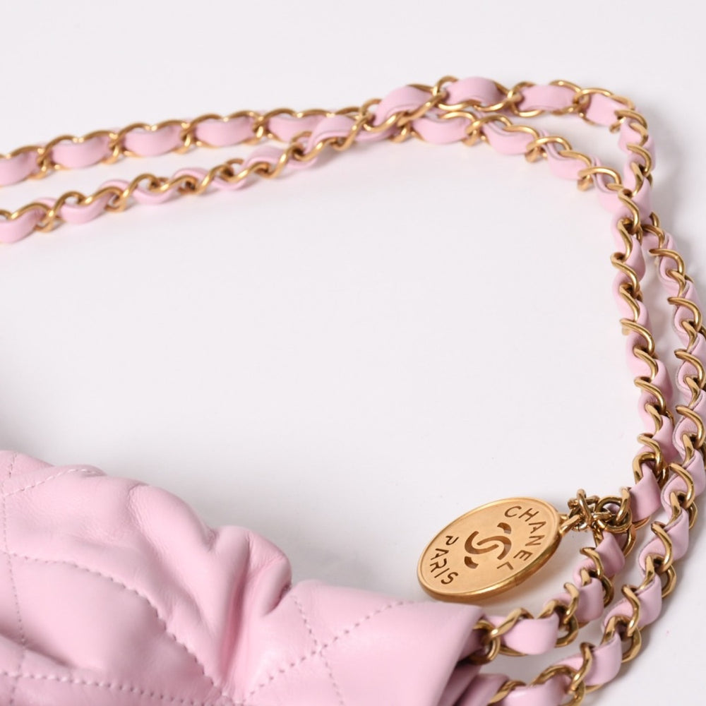 Like new CHANEL 22 handbag shoulder bag random number shiny calfskin pink cherry blossom silver hardware used 4a002769