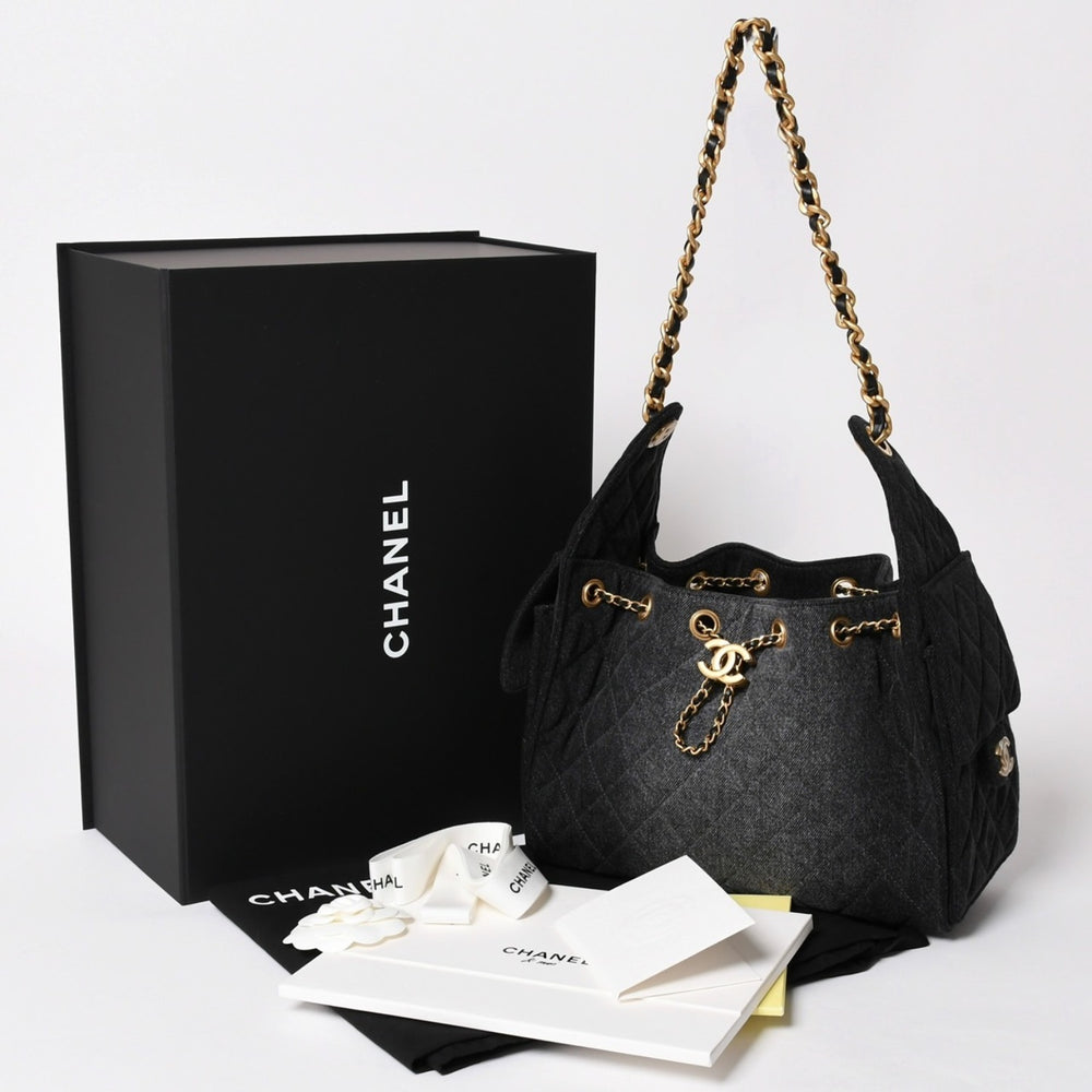 新品未使用 CHANEL シャネル 26SS CHANEL 25 ミニ ワンショルダーバッグ AS5631 ランダム番台 ココマーク デニム ブラック 中古 4a002521