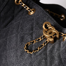画像をギャラリービューアに読み込む, 新品未使用 CHANEL シャネル 26SS CHANEL 25 ミニ ワンショルダーバッグ AS5631 ランダム番台 ココマーク デニム ブラック 中古 4a002521