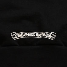 画像をギャラリービューアに読み込む, CHROME HEARTS クロムハーツ Neck Logo Crewneck Sweatshirt クルーネック スクロールロゴ CHロゴ SW スウェット 美品 中古 4a002781