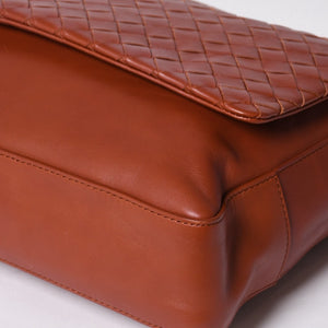 新品未使用品 BOTTEGA VENETA ボッテガヴェネタ イントレチャート メッセンジャーバッグ レザー ブラウン 中古 4a003220