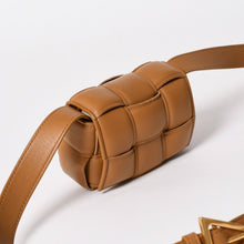 画像をギャラリービューアに読み込む, 極美品 BOTTEGA VENETA ボッテガ ヴェネタ ショルダーバッグ キャンディー パデット カセット ミニ キャラメル ゴールド金具 中古 4a003230