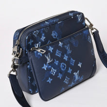 画像をギャラリービューアに読み込む, 極美品 LOUIS VUITTON ルイヴィトン モノグラム ウォーターカラー トリオ メッセンジャー ショルダーバッグ M57840 ブルー 中古 4a002386
