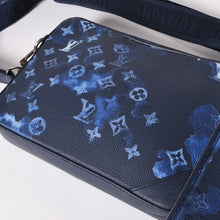 画像をギャラリービューアに読み込む, 極美品 LOUIS VUITTON ルイヴィトン モノグラム ウォーターカラー トリオ メッセンジャー ショルダーバッグ M57840 ブルー 中古 4a002386