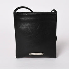 Load image into Gallery viewer, CHROME HEARTS クロムハーツ SQ PKT CH CRS スクエアポケット ショルダーバック CHクロス装飾 レザー ブラック 美品 中古 4a002871