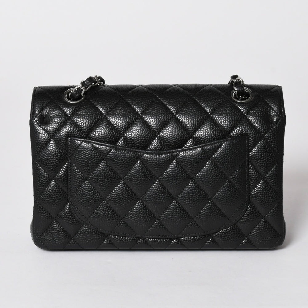 極美品 CHANEL シャネル マトラッセ23 Wフラップ Wチェーンショルダーバッグ ランダム ココマーク キャビアスキン ブラック 中古 4a002736