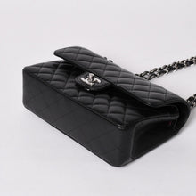 Load image into Gallery viewer, 極美品 CHANEL シャネル マトラッセ23 Wフラップ Wチェーンショルダーバッグ ランダム ココマーク キャビアスキン ブラック 中古 4a002736