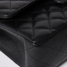 Load image into Gallery viewer, 極美品 CHANEL シャネル マトラッセ23 Wフラップ Wチェーンショルダーバッグ ランダム ココマーク キャビアスキン ブラック 中古 4a002736