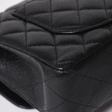 Load image into Gallery viewer, 極美品 CHANEL シャネル マトラッセ23 Wフラップ Wチェーンショルダーバッグ ランダム ココマーク キャビアスキン ブラック 中古 4a002736
